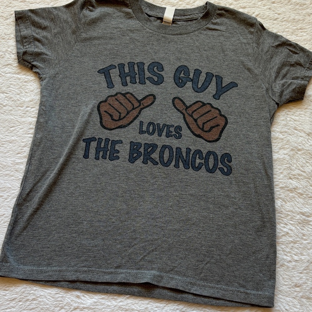 Boys Grey 'This Guy Loves The Broncos' Tee